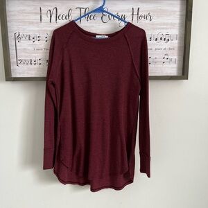 Zenana Outfitters Maroon Long Sleeve Tee
